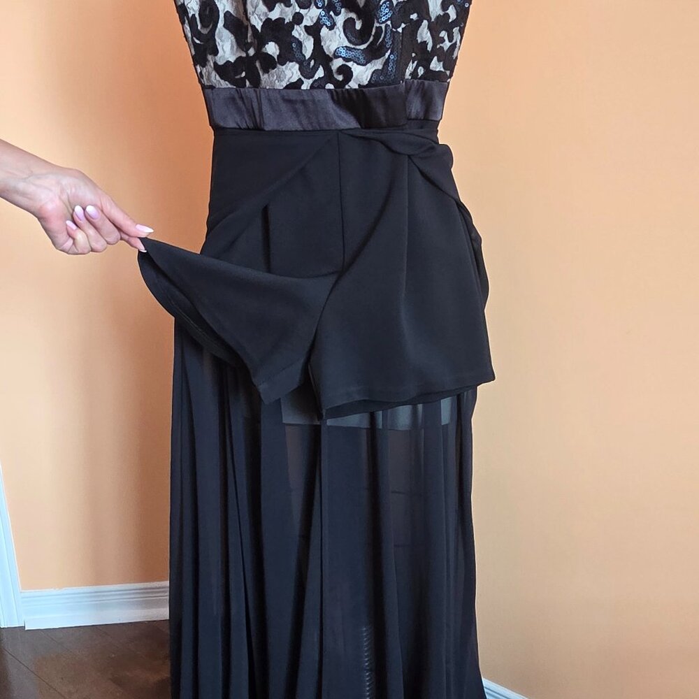 Dress - Picture 3 of 4